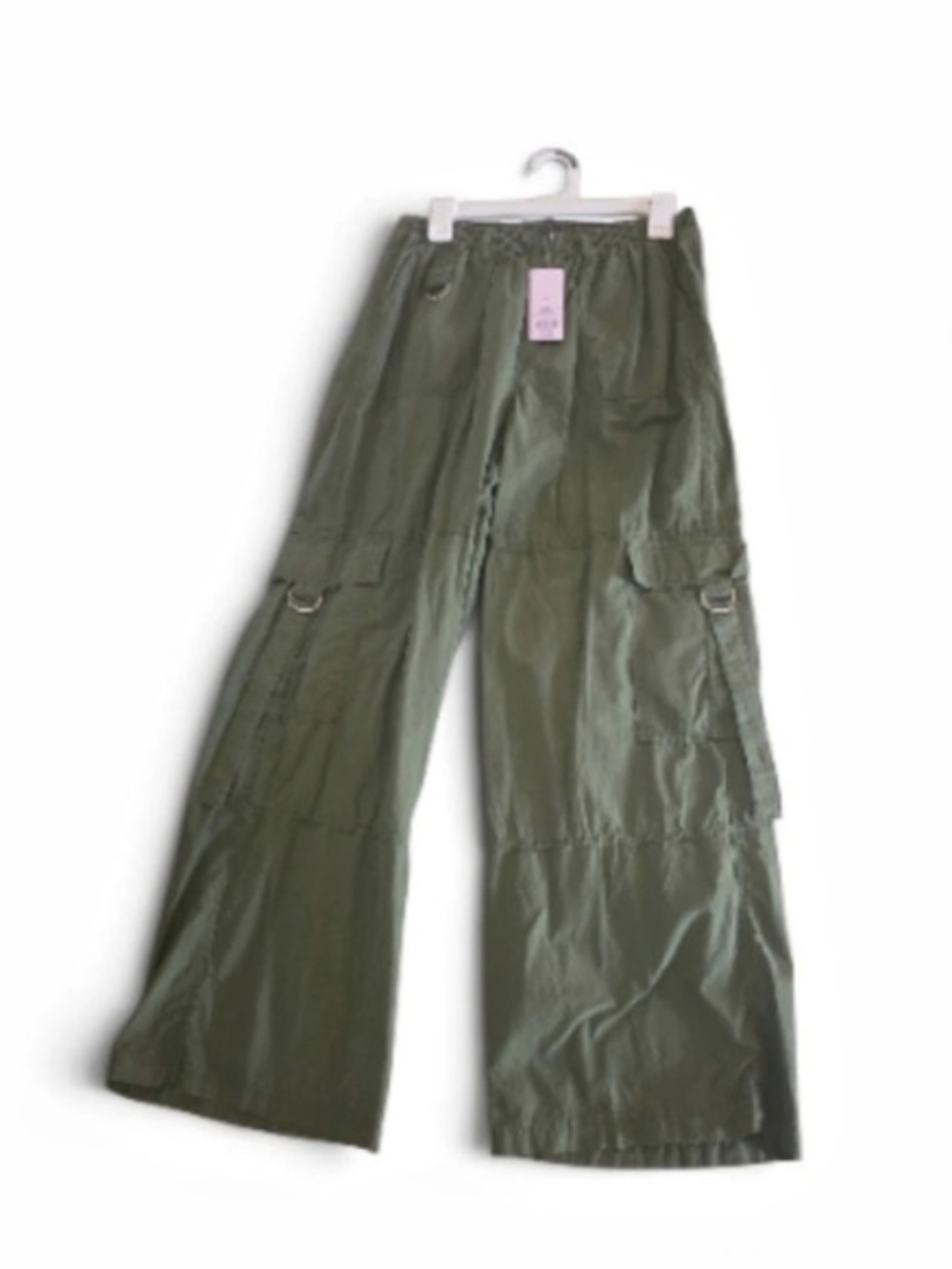 Target Wide Leg Cargo Pants in Green Size Medium NWT